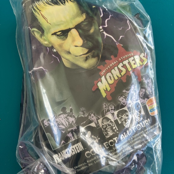 Universal Studios Monsters Collectible Figures - Picture 9 of 9